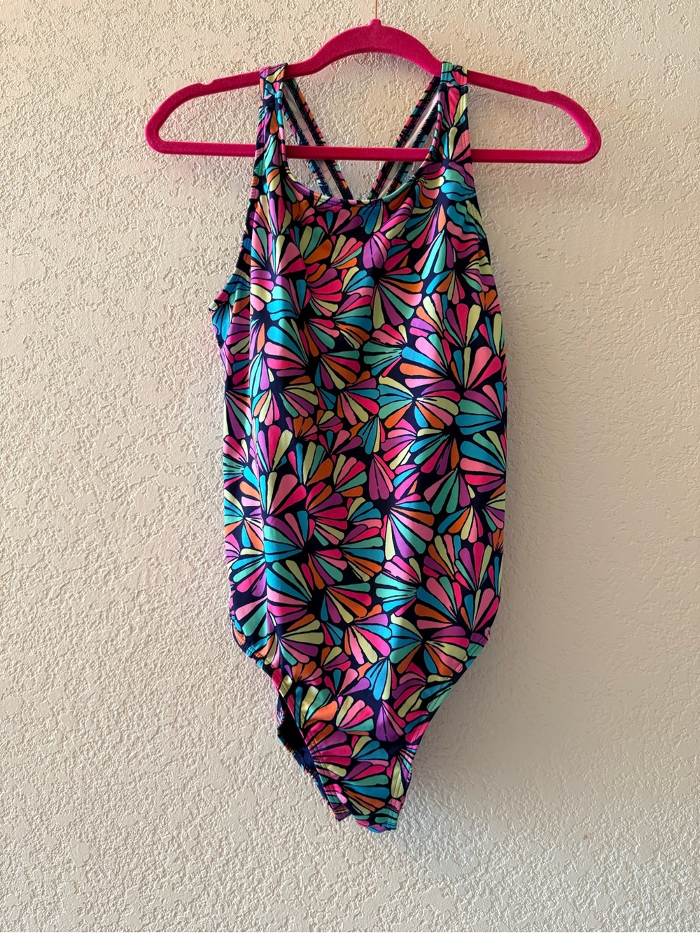 LAND'S END Girls One Piece Shell Pattern Multi Color Vacation Swimsuit XL 14/16